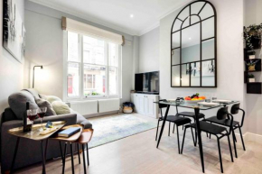 Bright and Modern Bayswater Apartment